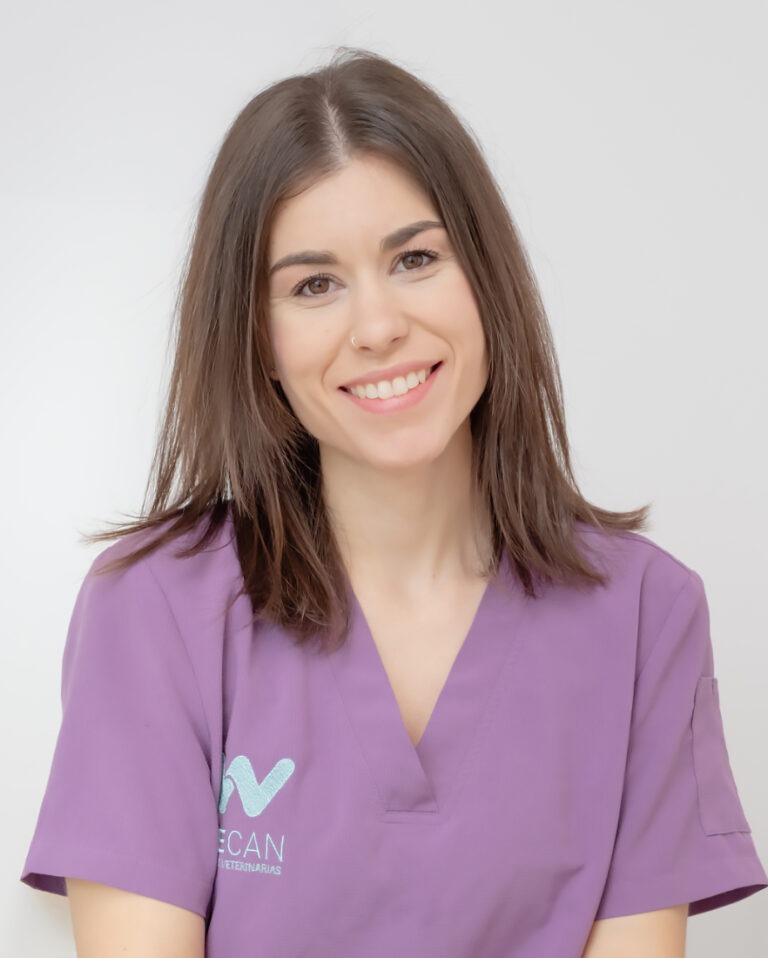 Retrato de una veterinaria del equipo